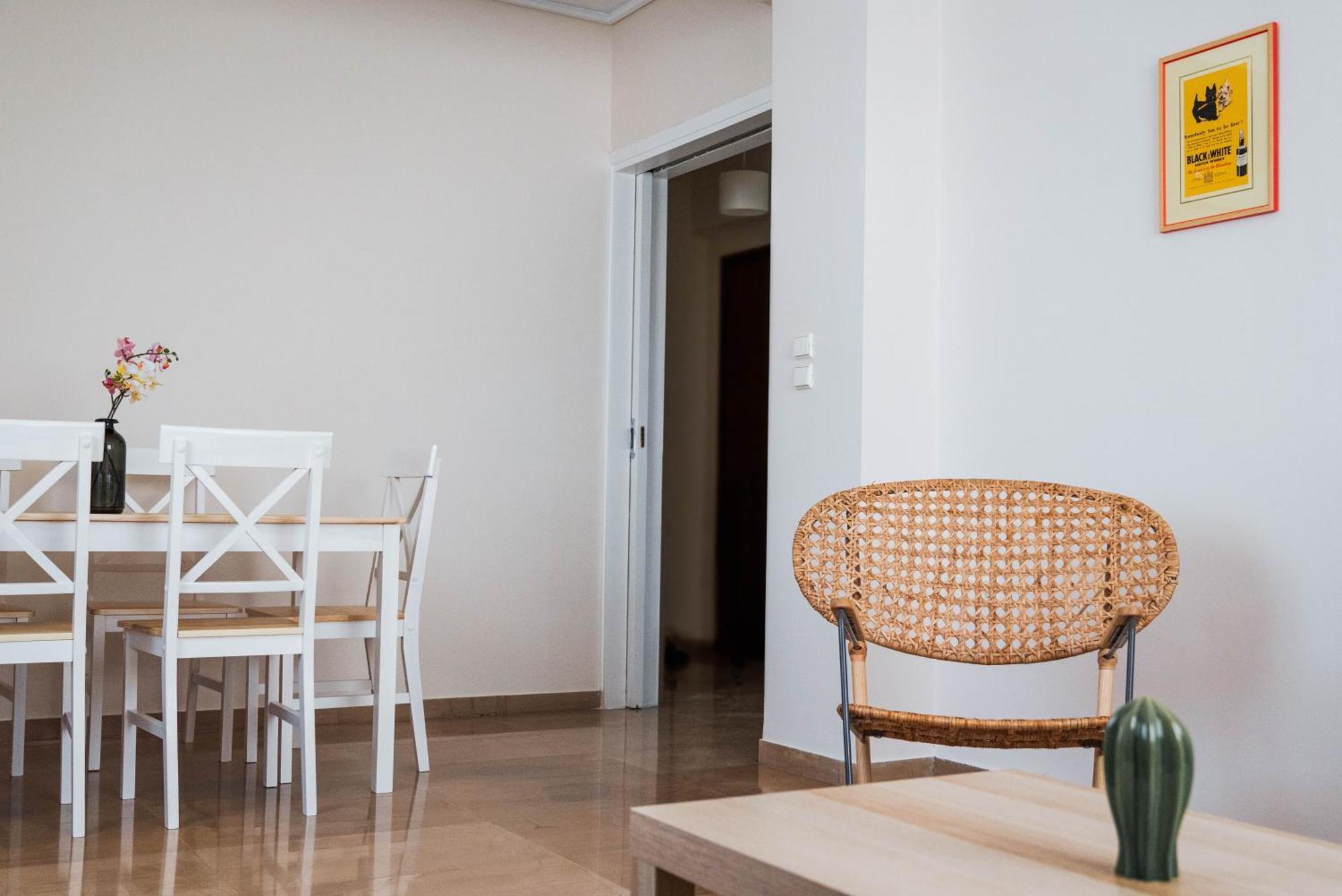 Spacious Nest 2Bd Apartment Next To Acropolis Афіни Екстер'єр фото